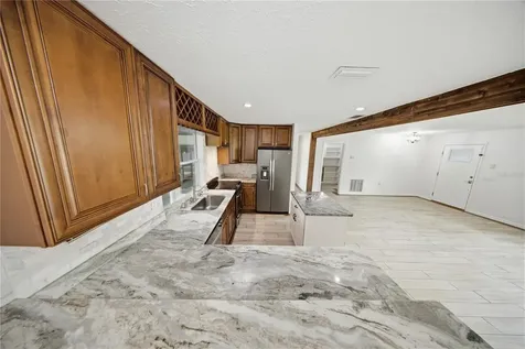 1964 Par Place Sarasota FL 34240