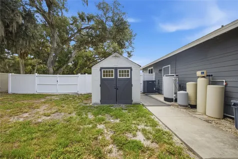 1964 Par Place Sarasota FL 34240