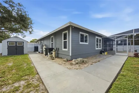 1964 Par Place Sarasota FL 34240