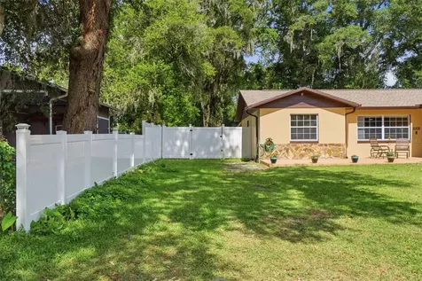 6302 NW 67th Terrace Ocala FL 34482