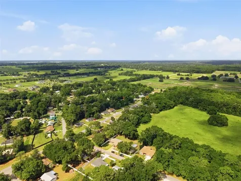 6302 NW 67th Terrace Ocala FL 34482