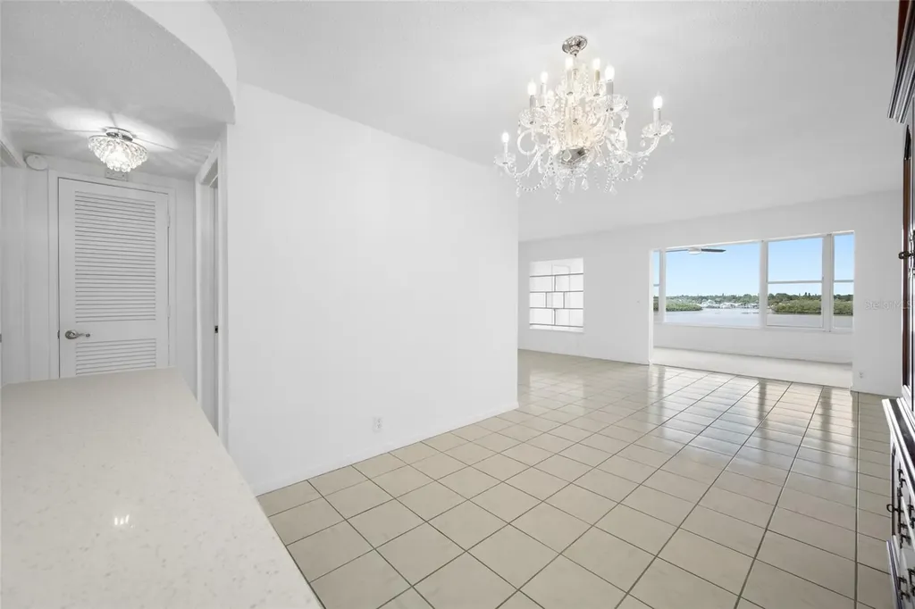 1847 Shore Drive S St Petersburg FL 33707