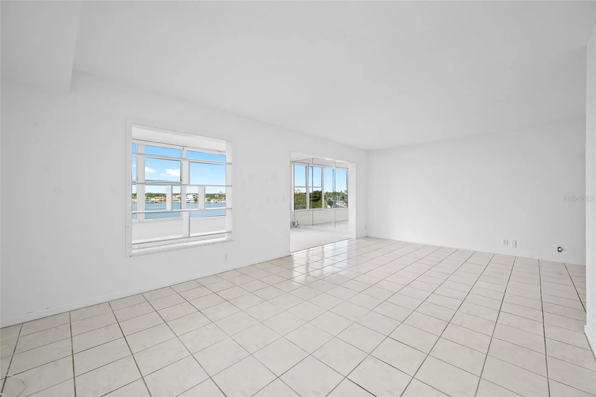 1847 Shore Drive S St Petersburg FL 33707