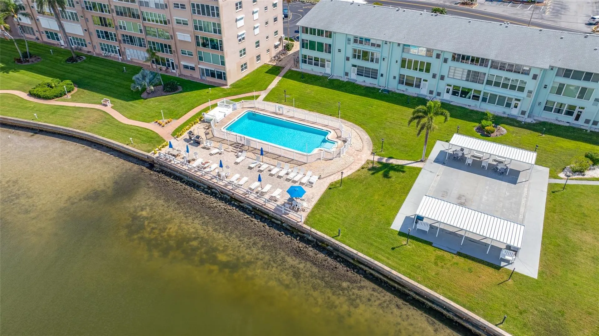 1847 Shore Drive S St Petersburg FL 33707