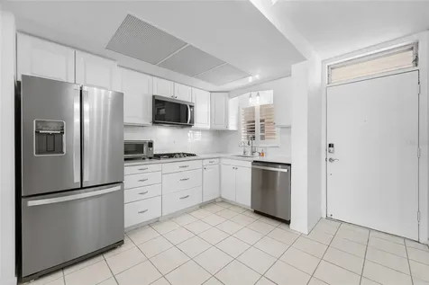 1847 Shore Drive S St Petersburg FL 33707