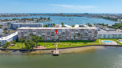 1847 Shore Drive S St Petersburg FL 33707