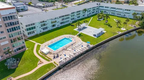 1847 Shore Drive S St Petersburg FL 33707