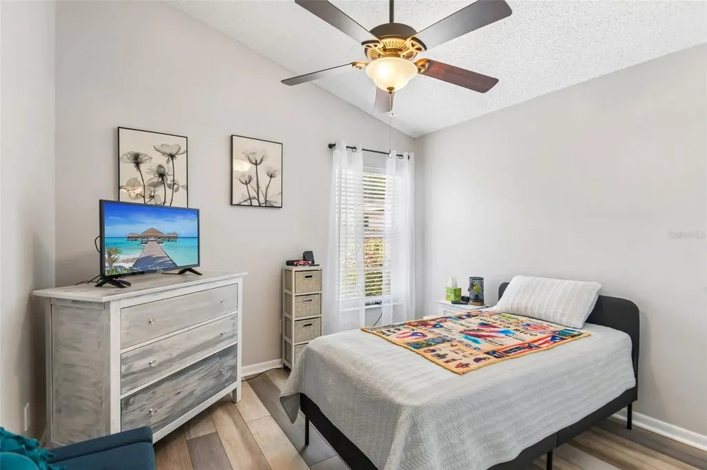 8709 Busch Oaks Street Tampa FL 33617