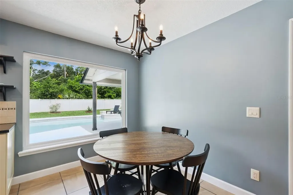 1653 Windy Bluff Point Longwood FL 32750