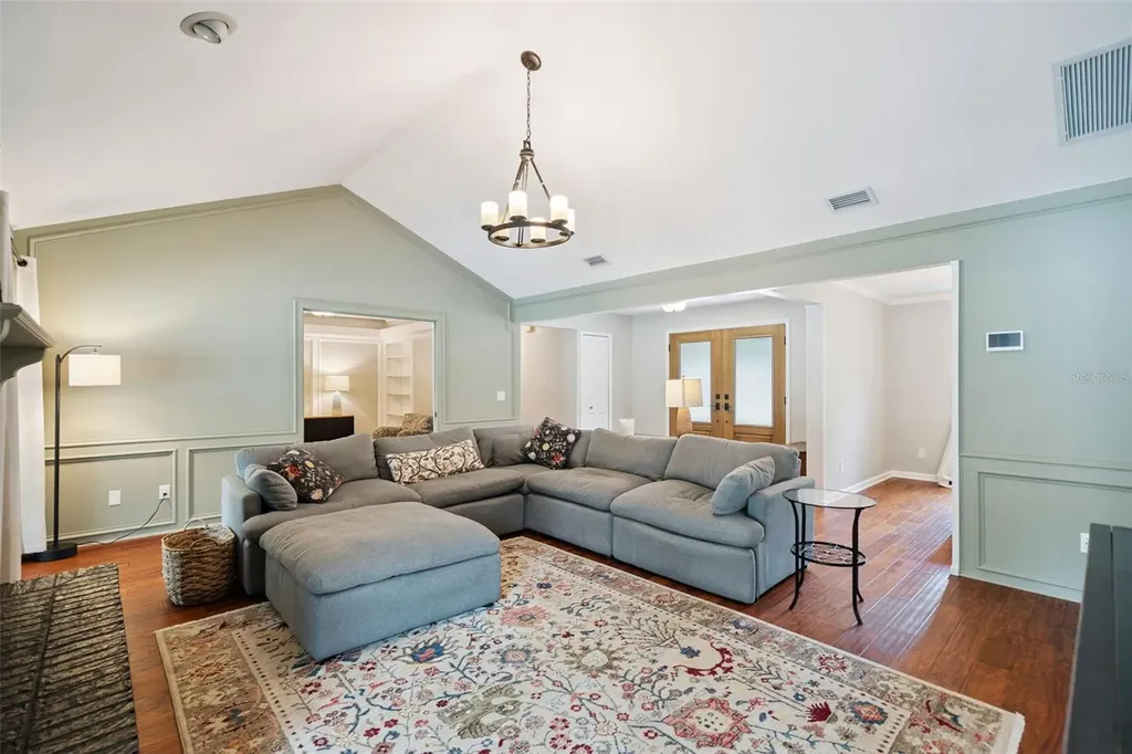 1653 Windy Bluff Point Longwood FL 32750