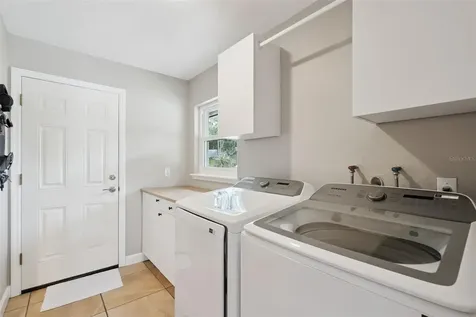 1653 Windy Bluff Point Longwood FL 32750