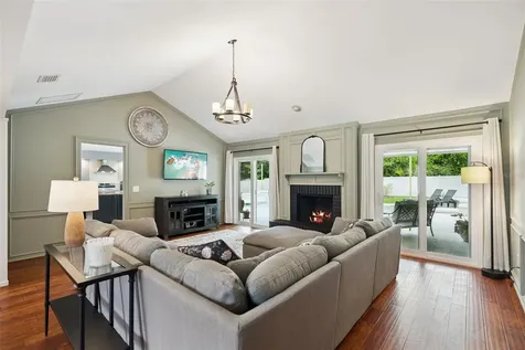 1653 Windy Bluff Point Longwood FL 32750