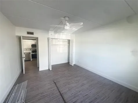 10365 Paradise Boulevard St Petersburg FL 33706