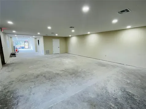 617 N John Young Parkway Kissimmee FL 34741