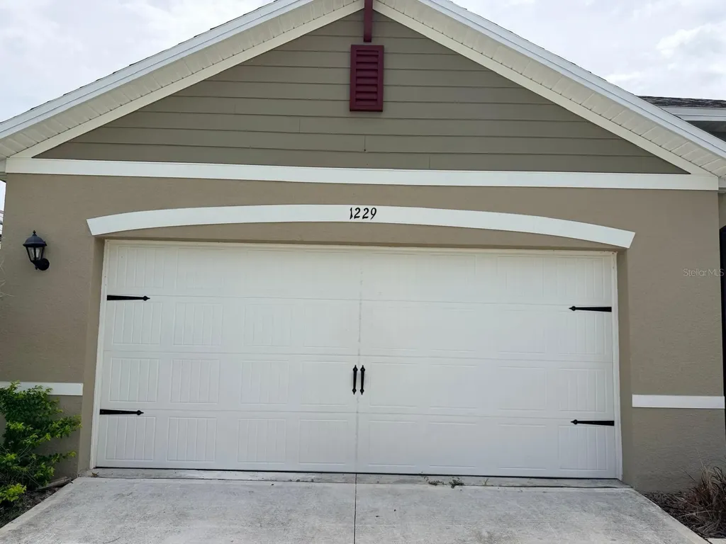 1229 Red Hill Road Davenport FL 33837