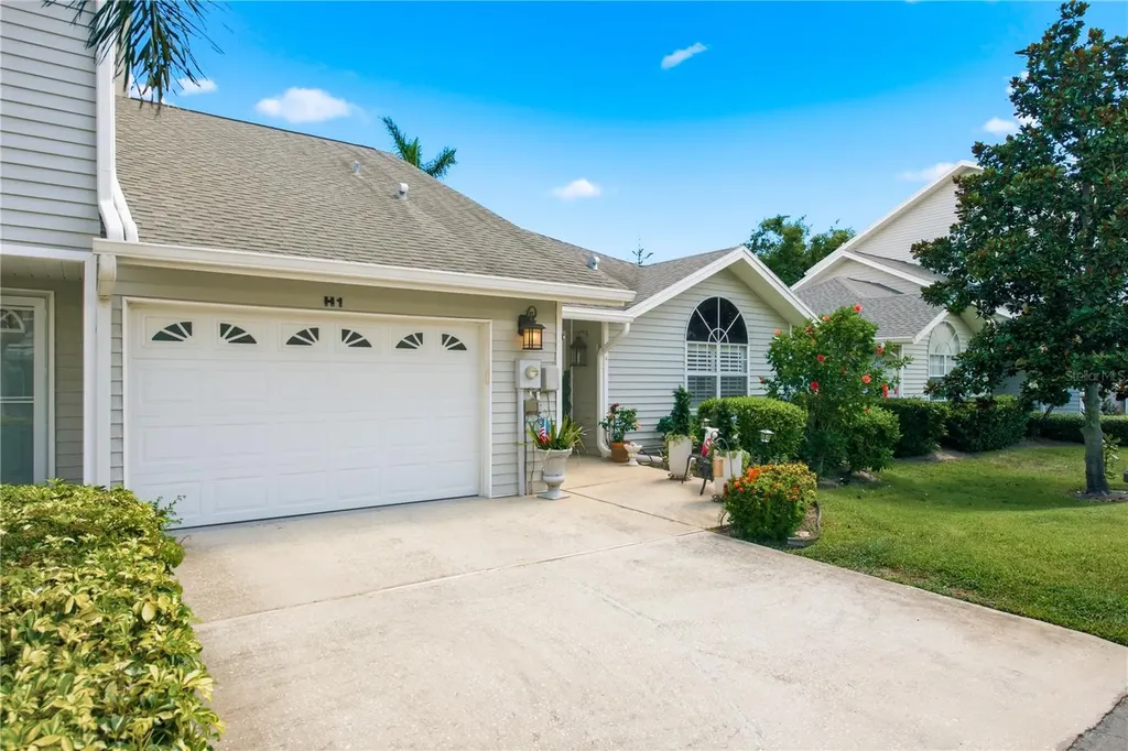 11722 Currie Lane Largo FL 33774