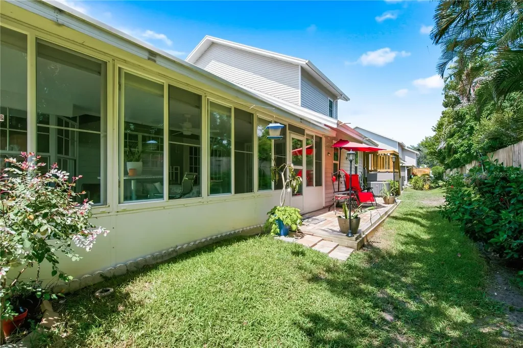 11722 Currie Lane Largo FL 33774