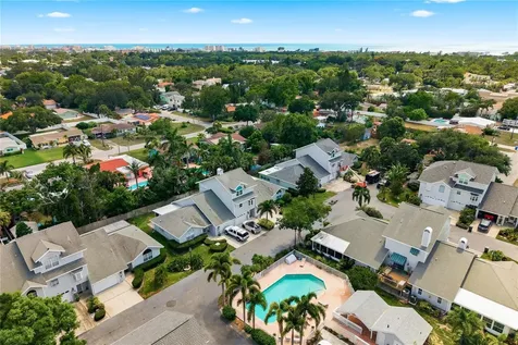 11722 Currie Lane Largo FL 33774
