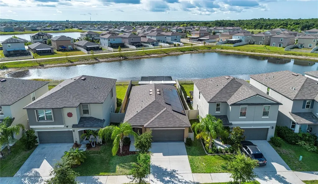 9437 Lemon Drop Loop Sun City Center FL 33573