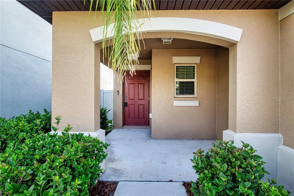 9437 Lemon Drop Loop Sun City Center FL 33573