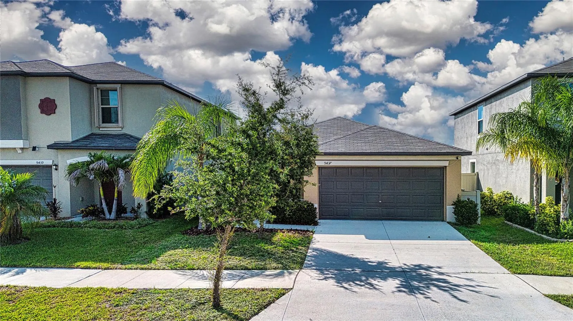 9437 Lemon Drop Loop Sun City Center FL 33573