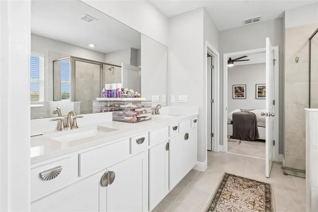 2510 Warren Acres Boulevard Wesley Chapel FL 33543