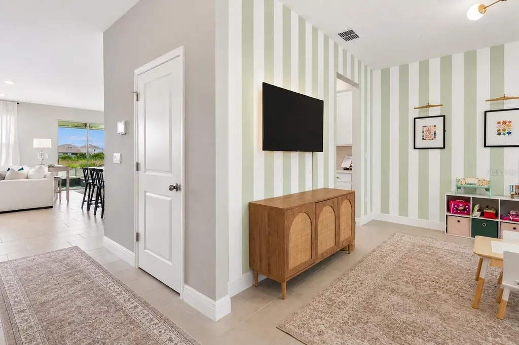 2510 Warren Acres Boulevard Wesley Chapel FL 33543