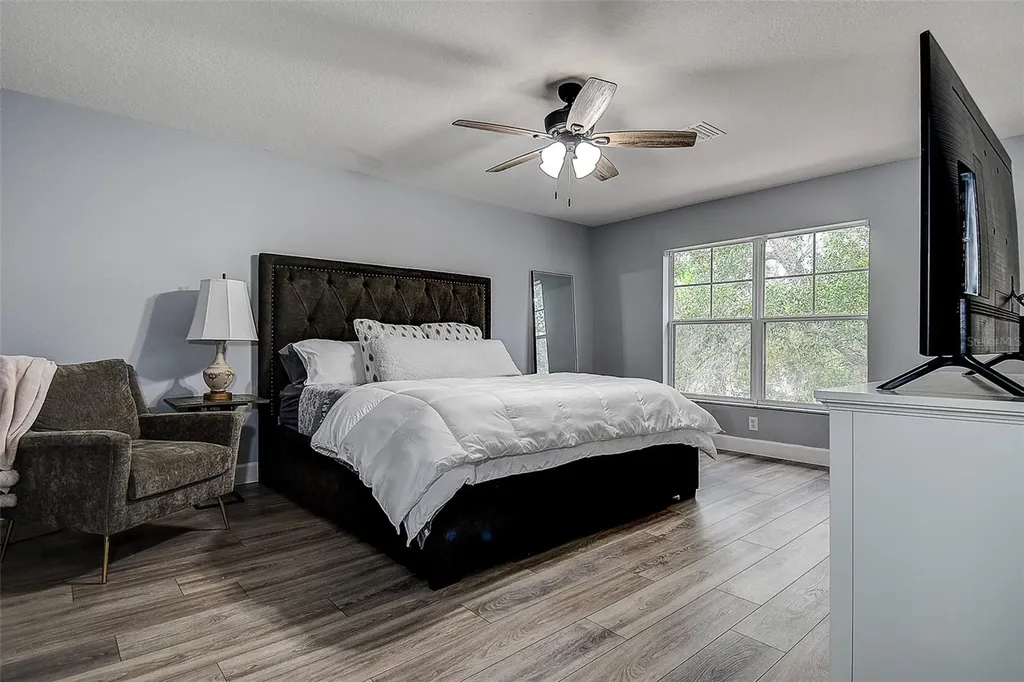 1426 Hillview Lane Tarpon Springs FL 34689