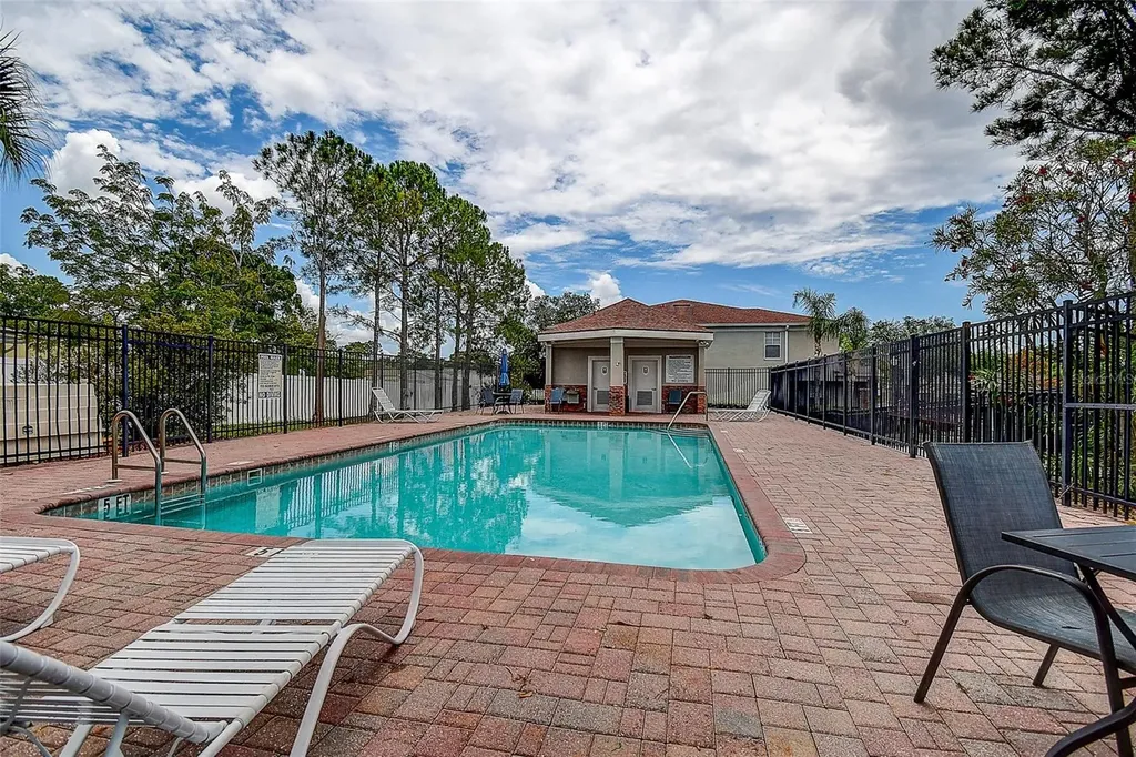 1426 Hillview Lane Tarpon Springs FL 34689