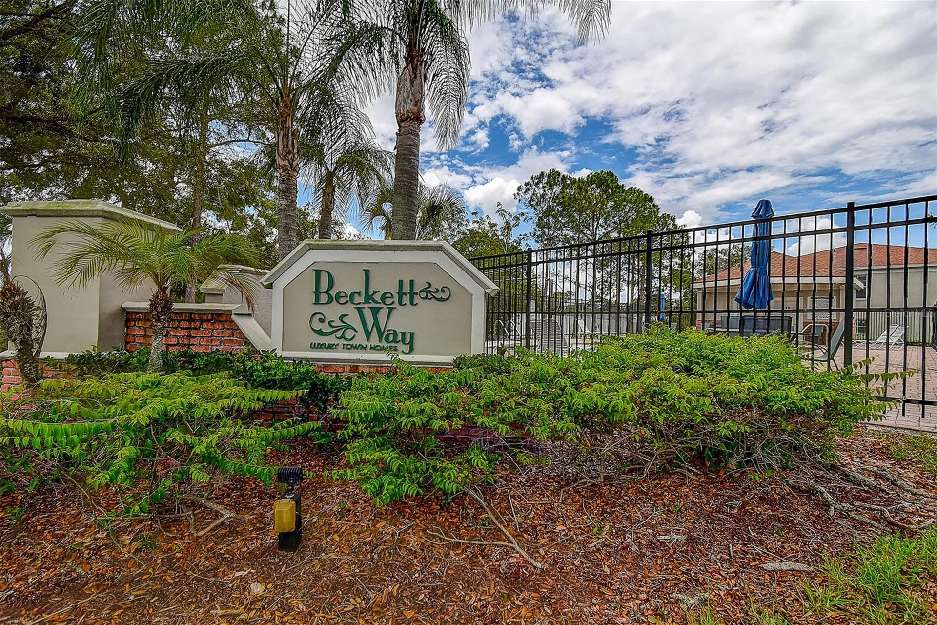 1426 Hillview Lane Tarpon Springs FL 34689