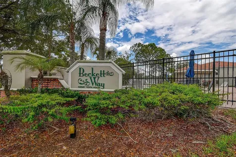 1426 Hillview Lane Tarpon Springs FL 34689
