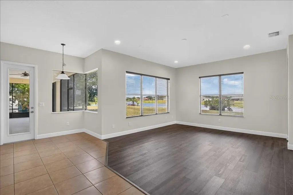 5218 Lake Toscana Drive Wimauma FL 33598