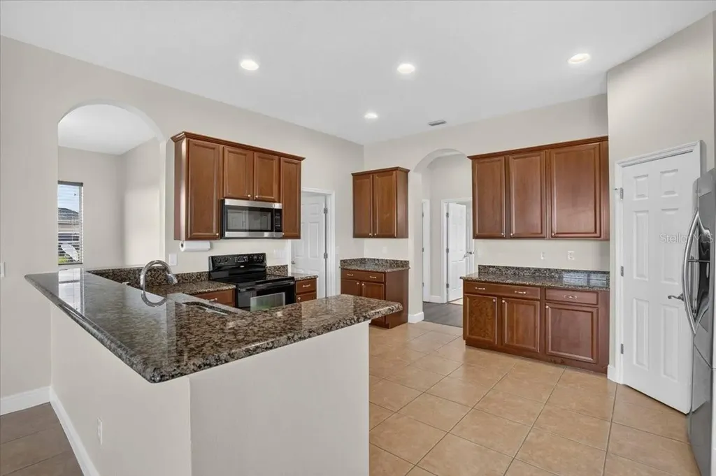 5218 Lake Toscana Drive Wimauma FL 33598