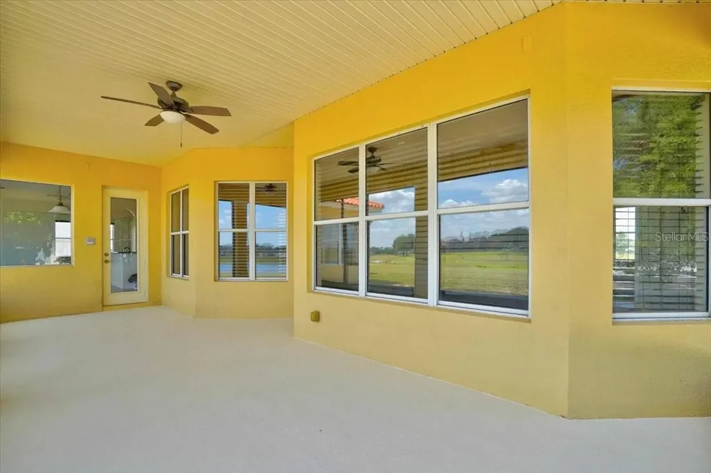 5218 Lake Toscana Drive Wimauma FL 33598