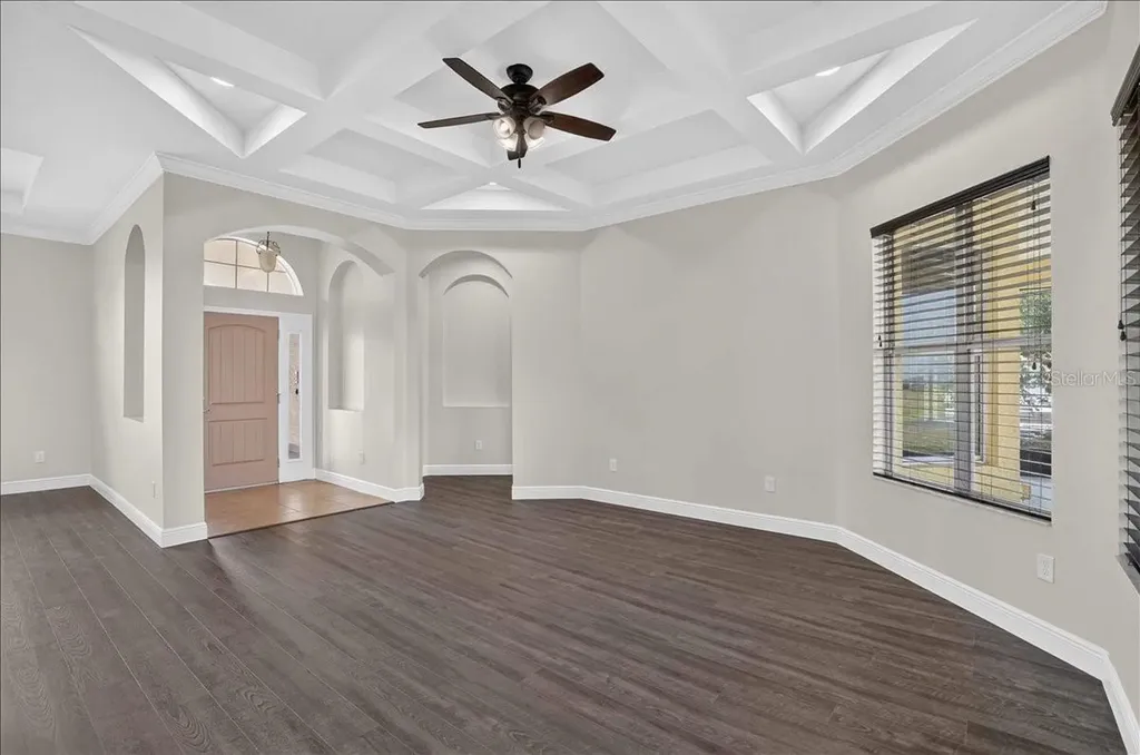 5218 Lake Toscana Drive Wimauma FL 33598