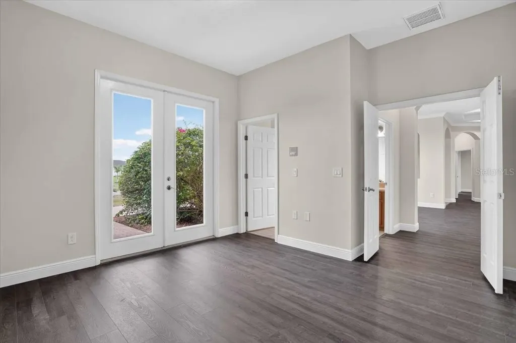 5218 Lake Toscana Drive Wimauma FL 33598