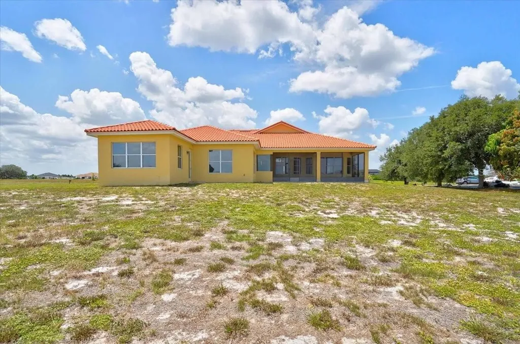5218 Lake Toscana Drive Wimauma FL 33598