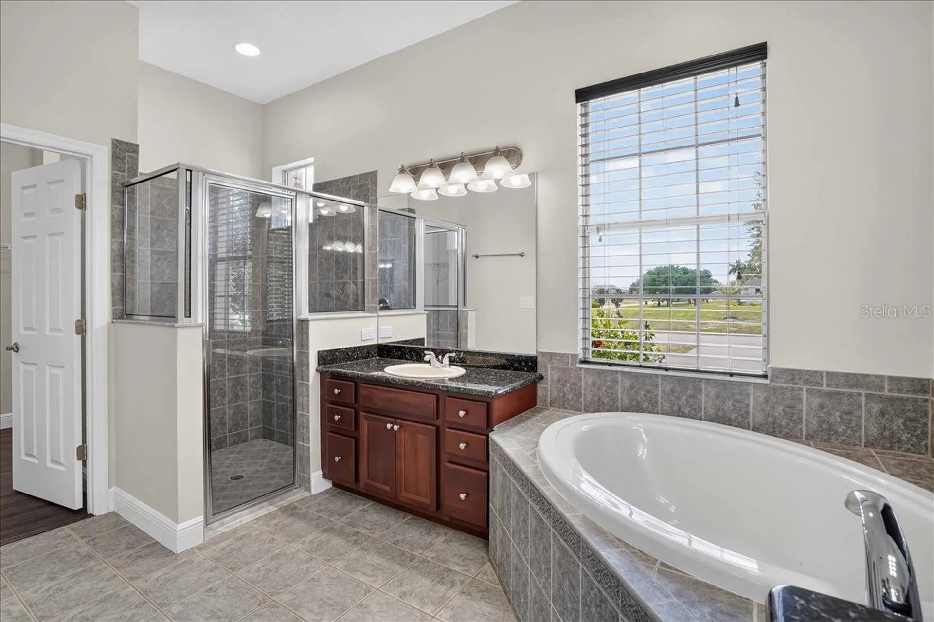 5218 Lake Toscana Drive Wimauma FL 33598