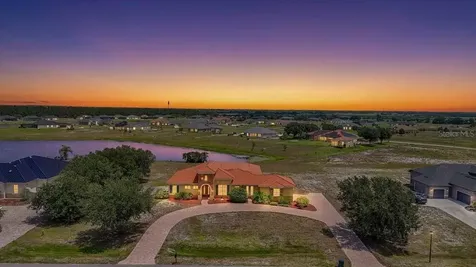 5218 Lake Toscana Drive Wimauma FL 33598
