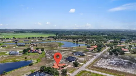 5218 Lake Toscana Drive Wimauma FL 33598