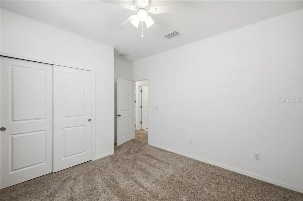 5718 Los Robles Court Palmetto FL 34221
