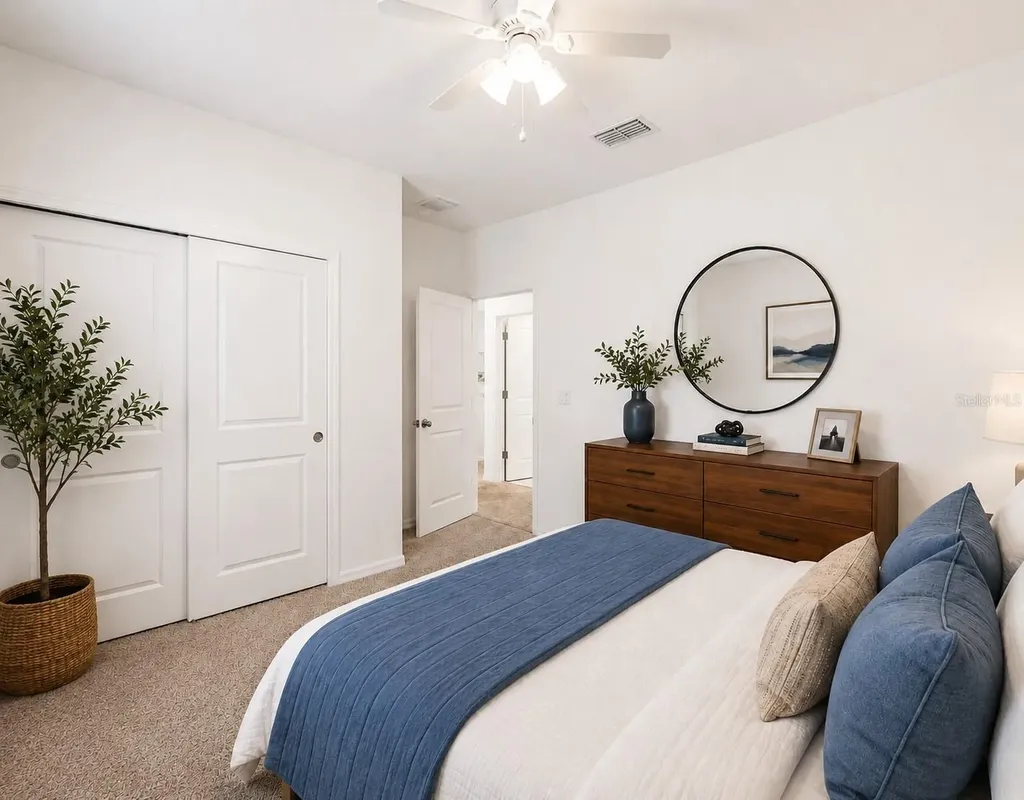 5718 Los Robles Court Palmetto FL 34221