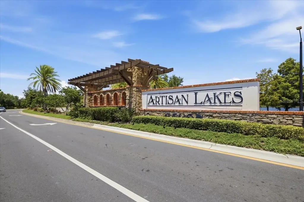 5718 Los Robles Court Palmetto FL 34221