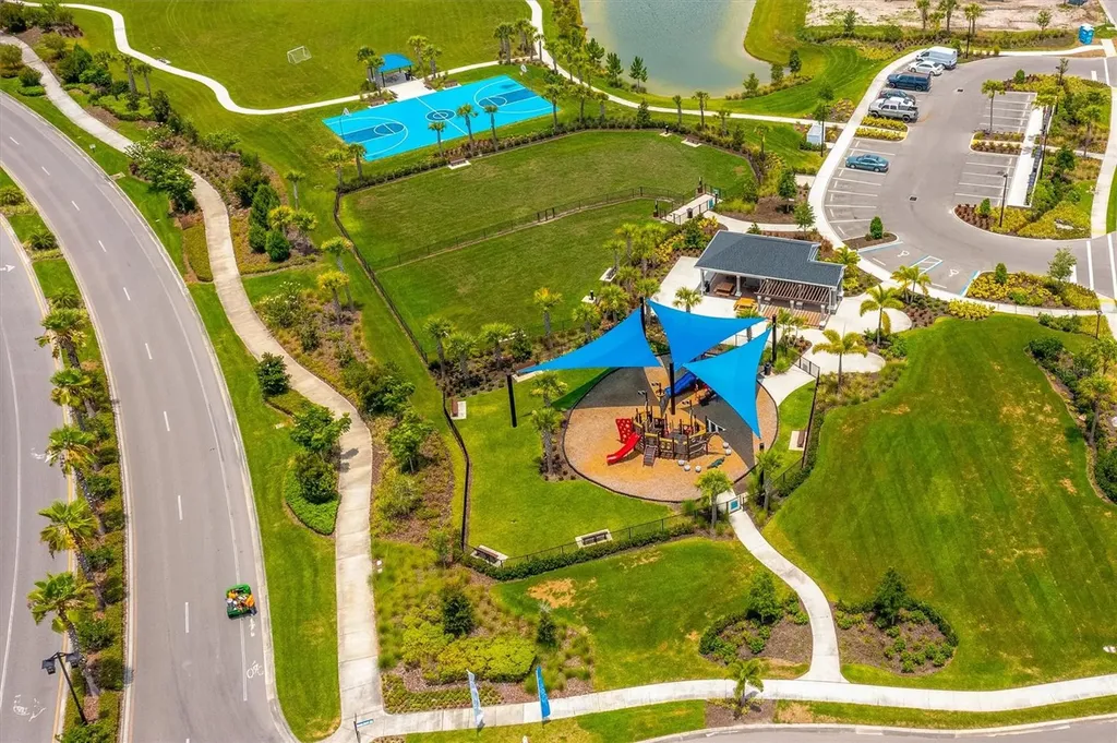 5718 Los Robles Court Palmetto FL 34221