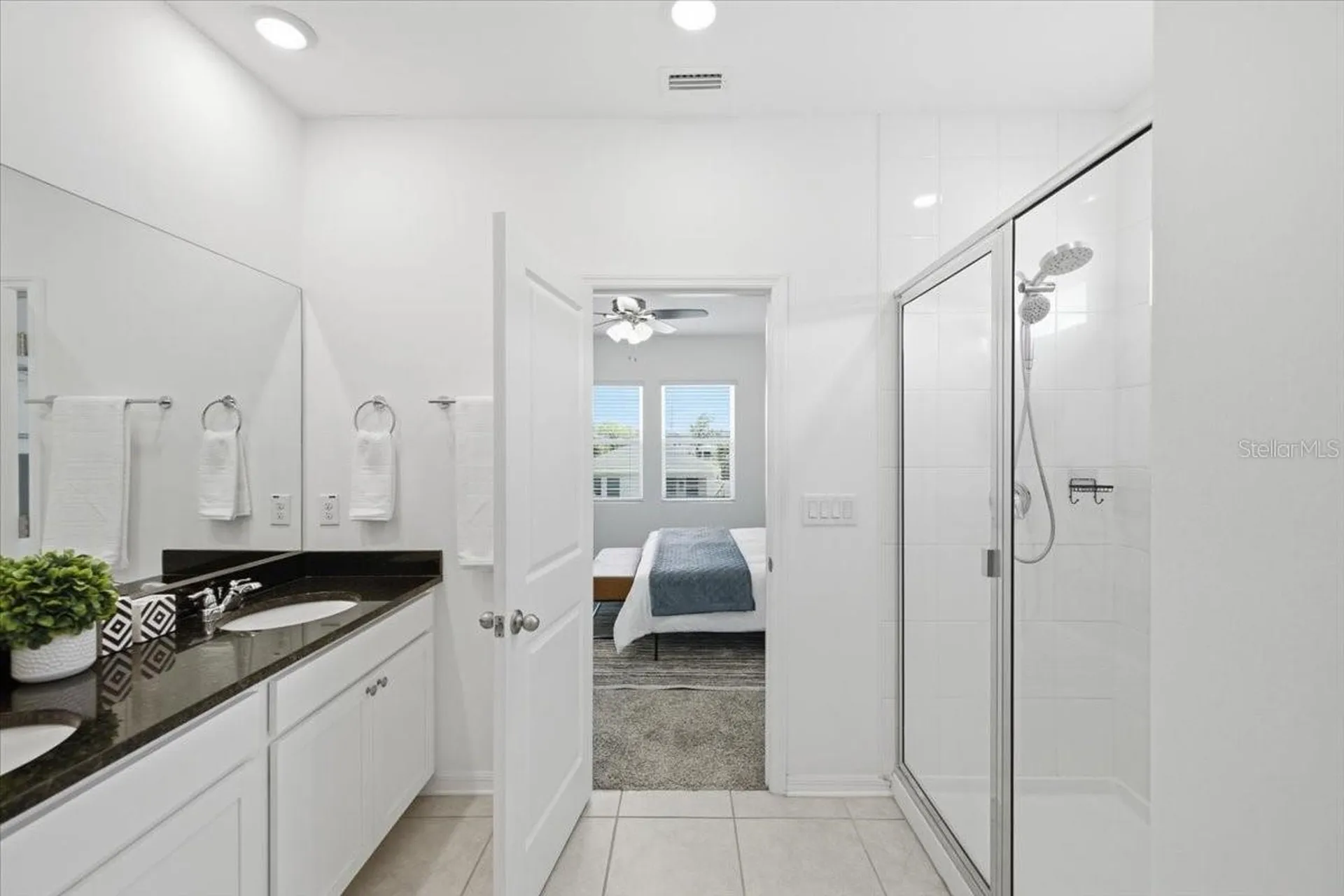 5718 Los Robles Court Palmetto FL 34221