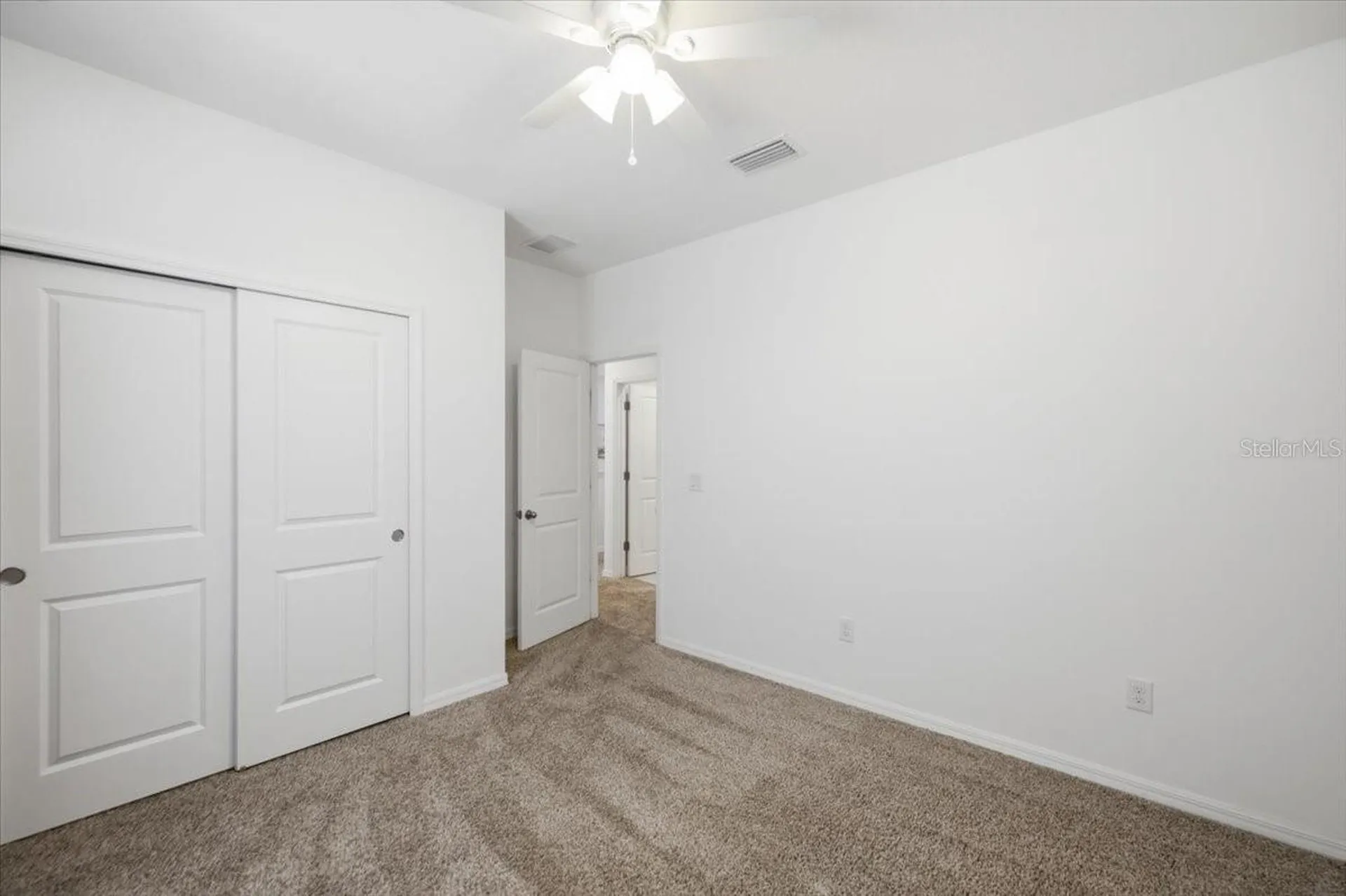 5718 Los Robles Court Palmetto FL 34221