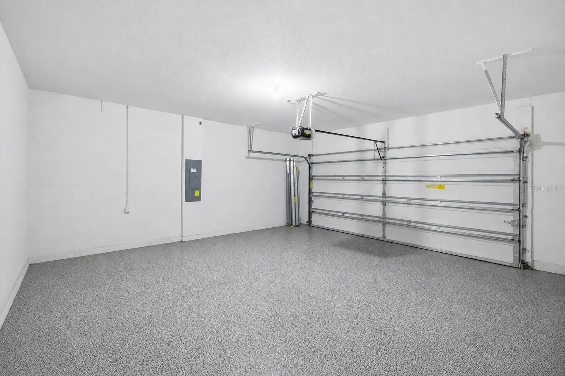 5718 Los Robles Court Palmetto FL 34221