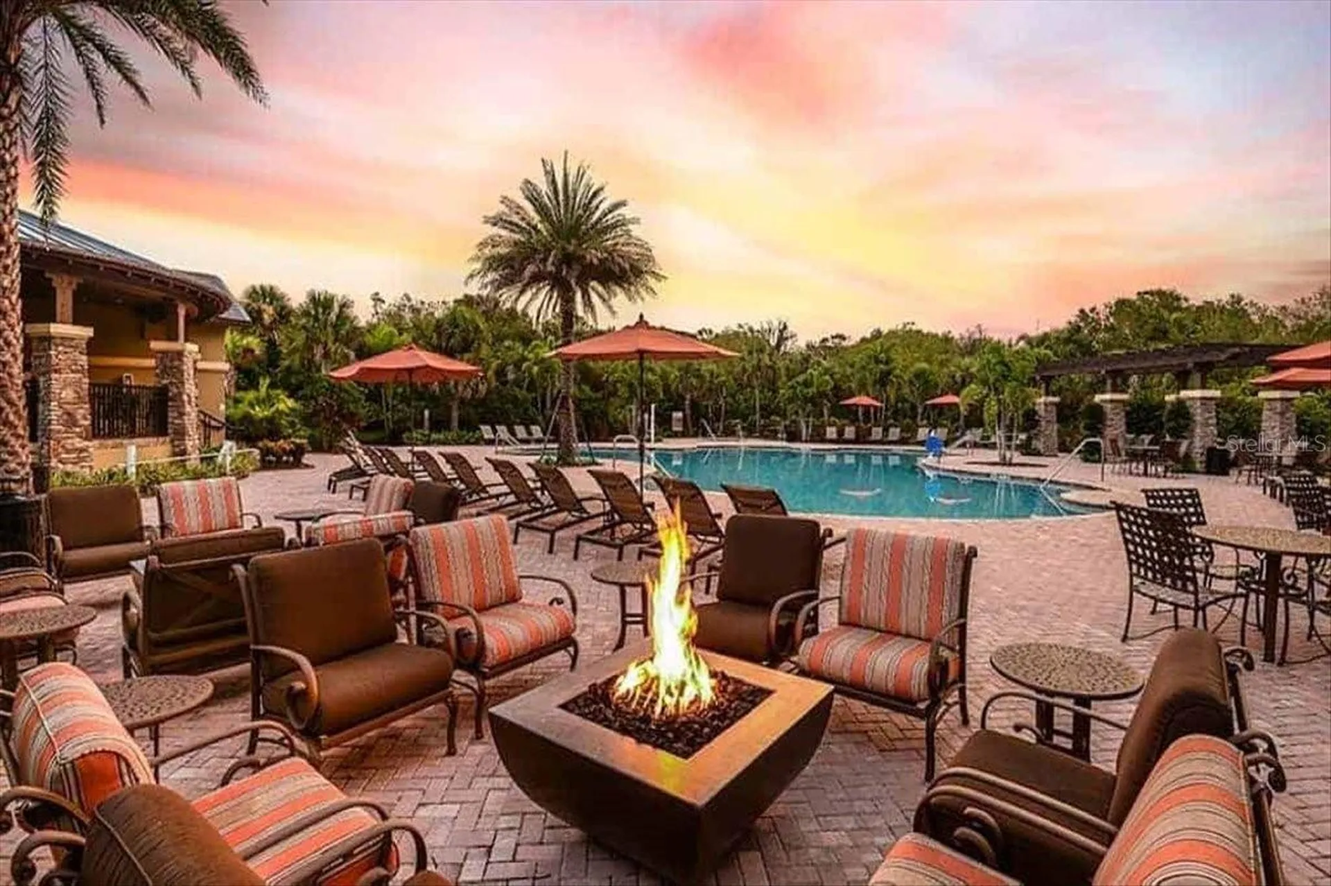 5718 Los Robles Court Palmetto FL 34221