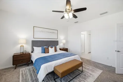 5718 Los Robles Court Palmetto FL 34221