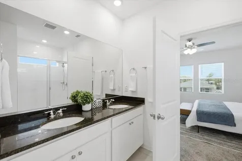 5718 Los Robles Court Palmetto FL 34221